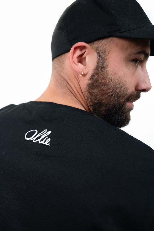 ollie-man-unisex-shirt-black-4