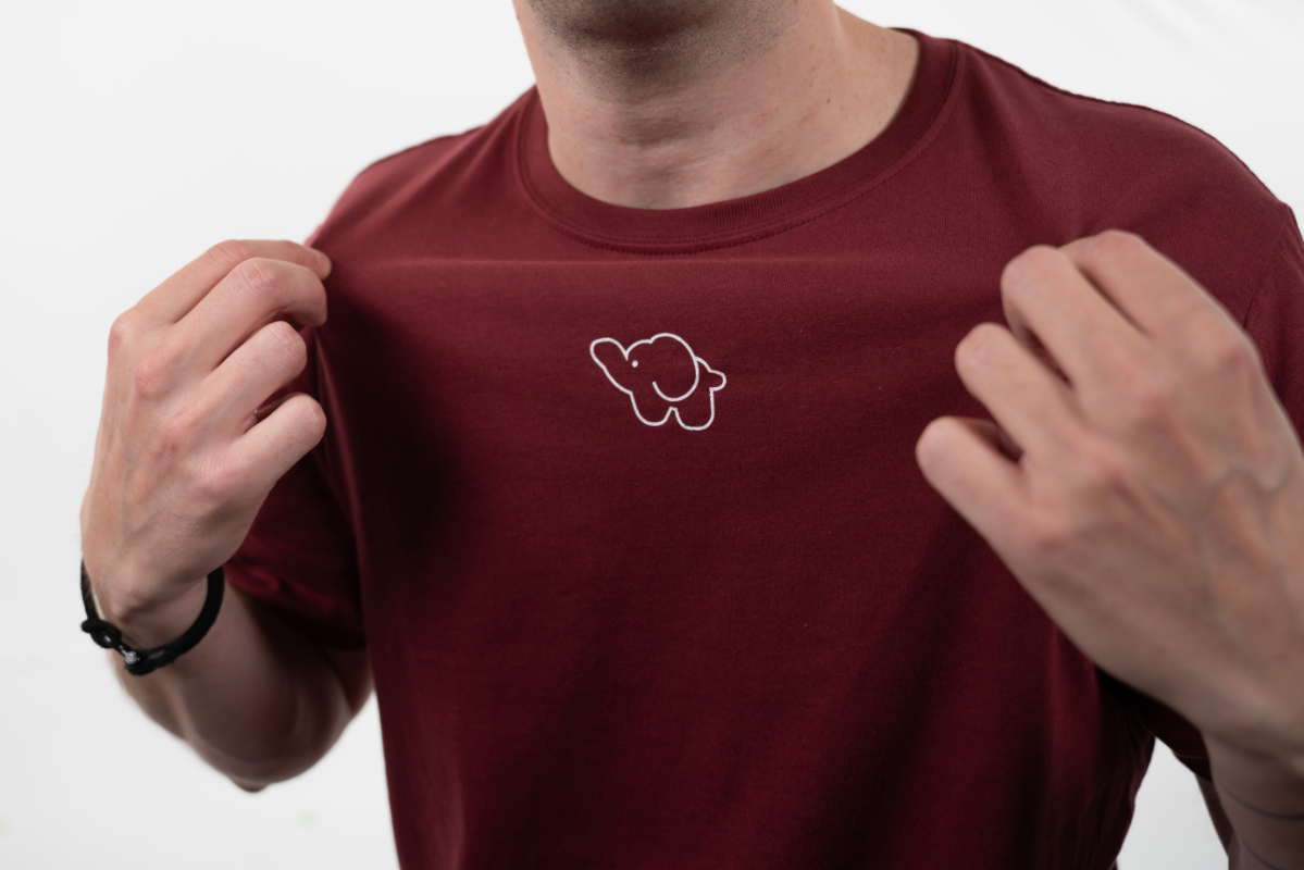 ollie-man-unisex-shirt-burgundy-3